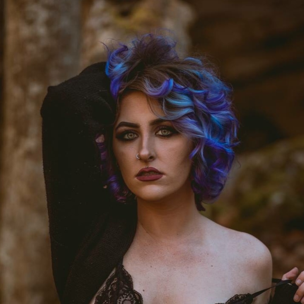 Meet your Posher, Candace